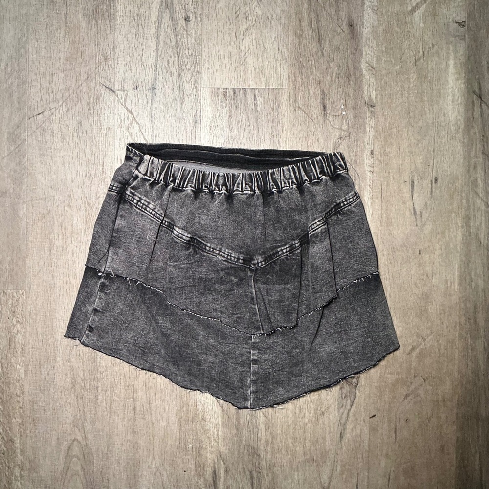 Porter St. Denim Mini Skirt Tiered Acid Wash Distressed Gray Size Medium